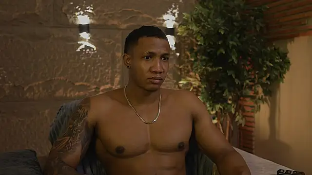 Logan Varela online show from 10/07/25, 01:08