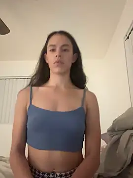 Snapshot of brookehoneynina chatting on 01/28/25, 04:08 brookehoneynina online show from 01/28/25, 04:08