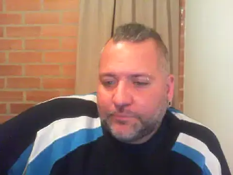 Snapshot of masterskywalker1983 chatting on 12/29/24, 02:49 masterskywalker1983 online show from 12/29/24, 02:49