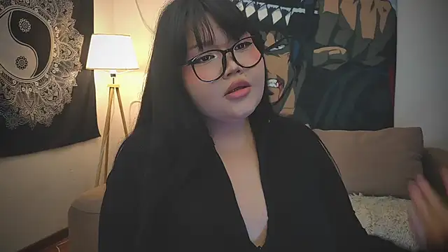 LeyaKan online show from 02/02/25, 06:58