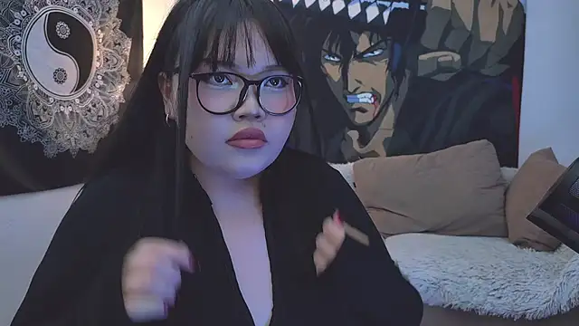 LeyaKan online show from 02/07/25, 09:26