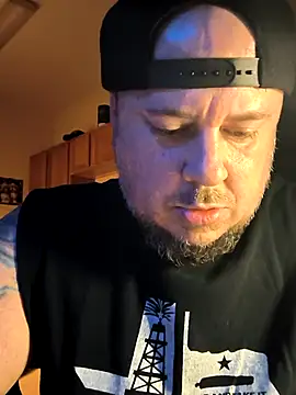 Snapshot of Tyrish361 chatting on 10/15/25, 06:46 Tyrish361 online show from 10/15/25, 06:46