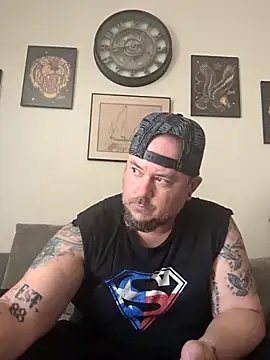 Snapshot of Tyrish361 chatting on 03/04/26, 06:03 Tyrish361 online show from 03/04/26, 06:03