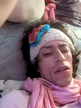 gurlnips online show from 02/11/25, 01:20