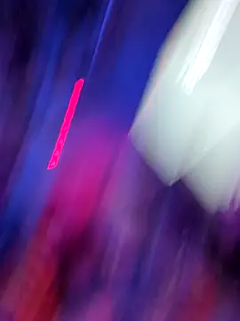 gurlnips online show from 02/11/25, 04:33