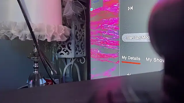 gurlnips online show from 03/07/25, 12:04