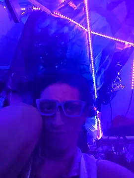 gurlnips online show from 04/06/26, 01:45