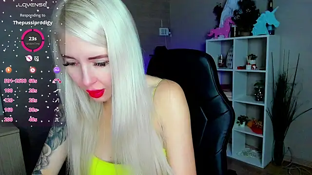 Mermaid N online show from 12/23/25, 01:25