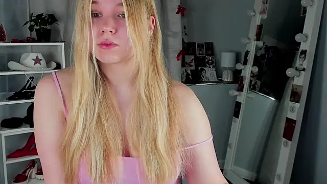 Rebecca Kelly online show from 01/15/26, 02:38