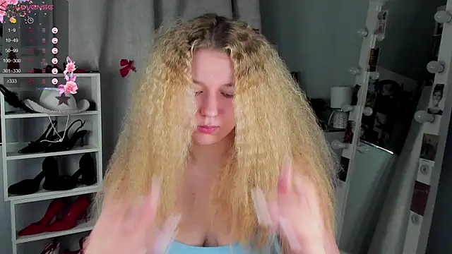 Rebecca Kelly online show from 01/19/26, 02:48