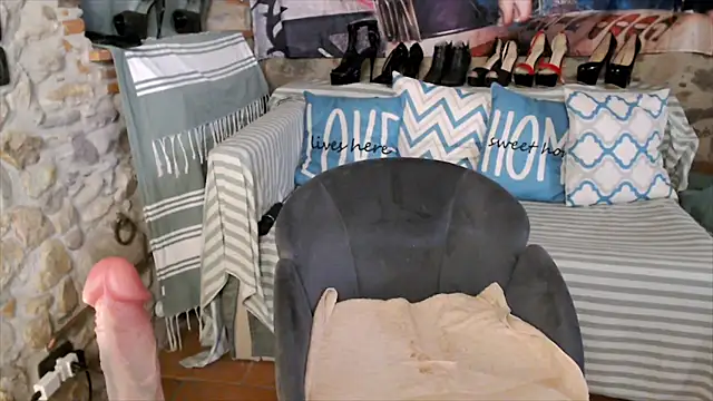 sara love89 online show from 12/05/25, 03:30