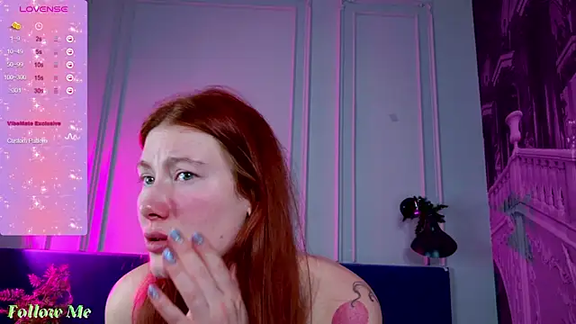 Snapshot of Liv_Fay chatting on 01/11/25, 06:54 Liv Fay online show from 01/11/25, 06:54