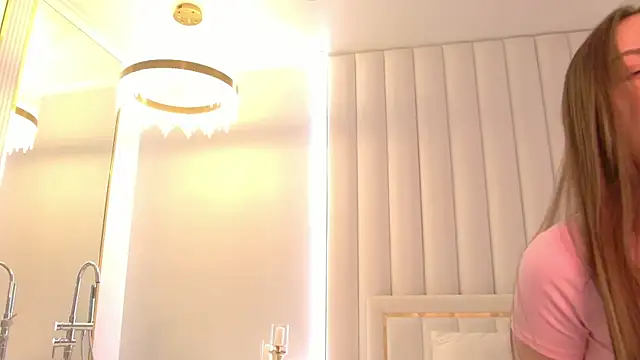 Snapshot of LexiMouss chatting on 01/29/25, 10:43 LexiMouss online show from 01/29/25, 10:43