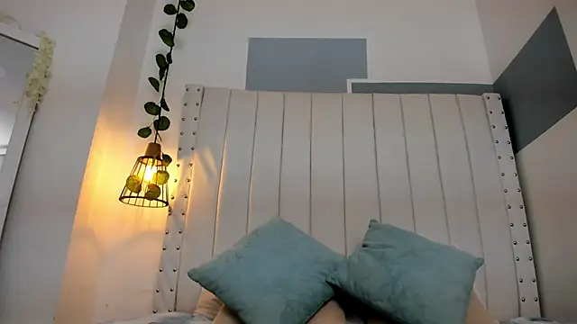 hannah gray online show from 02/11/26, 11:15