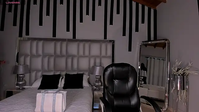 Snapshot of CelestePalmer_ chatting on 04/29/26, 11:25 CelestePalmer online show from 04/29/26, 11:25