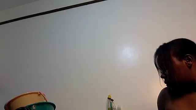 creamyjuices01 online show from 04/19/26, 05:56