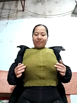 Queen 18200 online show from 01/11/26, 10:15