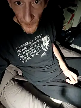 SInfiniSensation1 online show from 12/20/24, 10:54