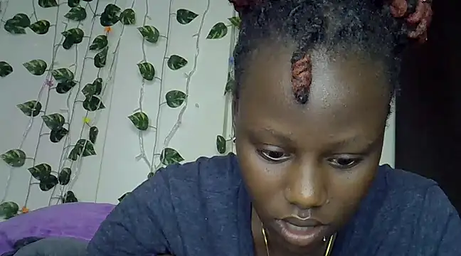 sexybree  online show from 02/21/25, 11:01