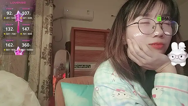 Lili 666 online show from 11/25/25, 05:46