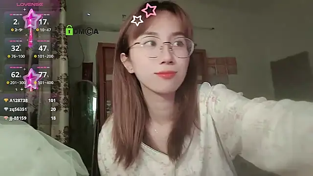 Lili 666 online show from 03/19/26, 06:01