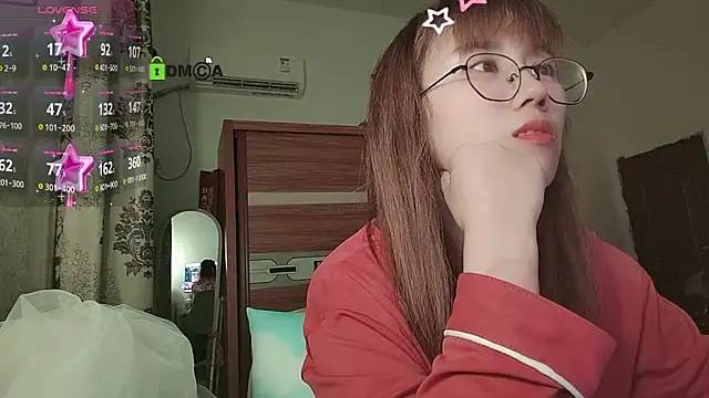 Lili 666 online show from 04/06/26, 06:09