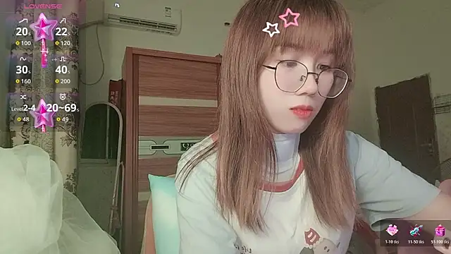 Lili 666 online show from 04/12/26, 03:50