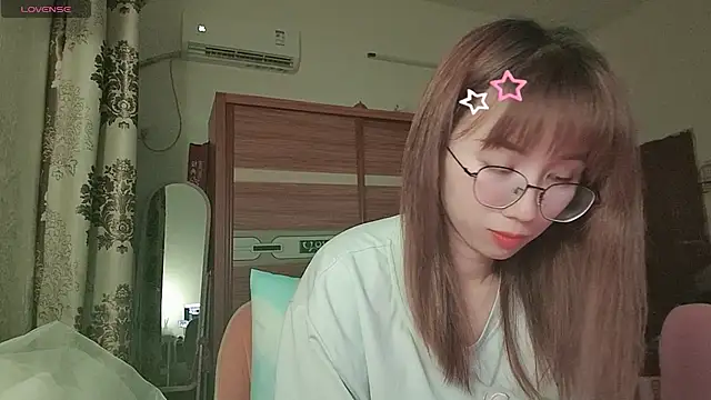 Lili 666 online show from 04/20/26, 03:26