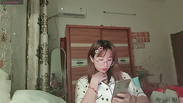 Lili 666 online show from 04/21/26, 04:45