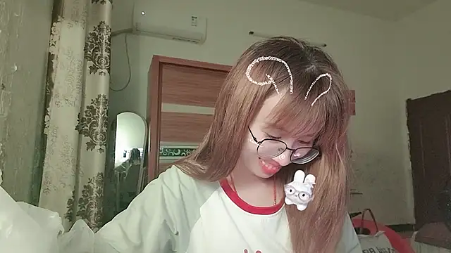 Lili 666 online show from 07/19/26, 04:11
