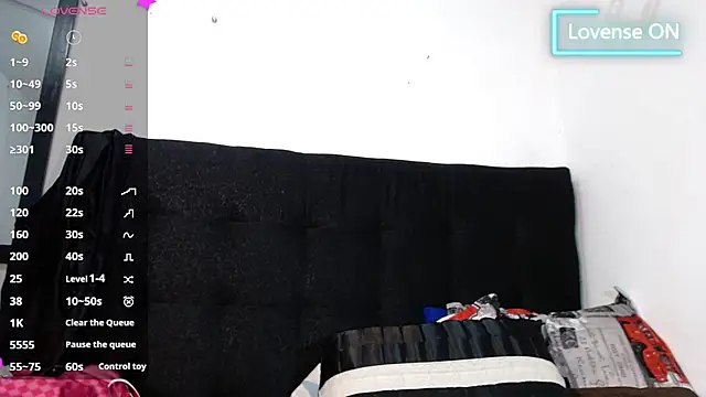 srta luciana online show from 11/26/25, 12:17