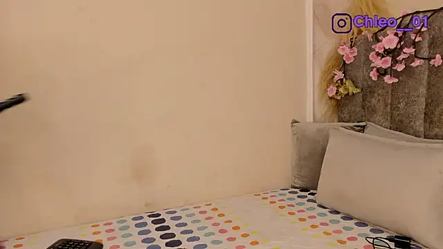 Chleo   online show from 04/08/26, 01:11