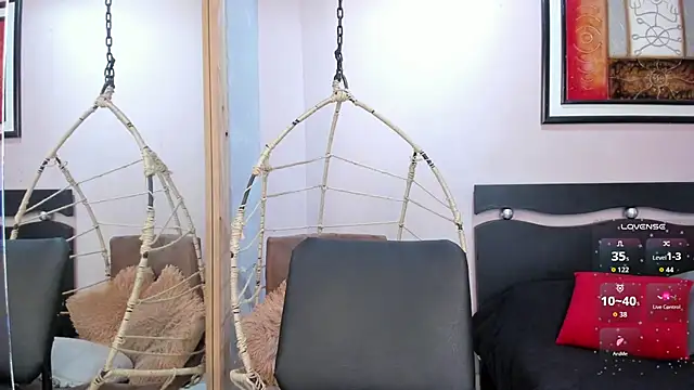 Miranda doll  online show from 04/20/26, 12:08