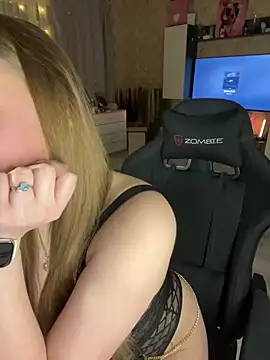 Lexi noah online show from 12/12/24, 07:37