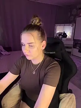 Lexi noah online show from 09/14/25, 09:25