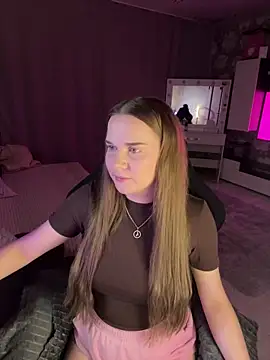 Lexi noah online show from 11/04/25, 09:58