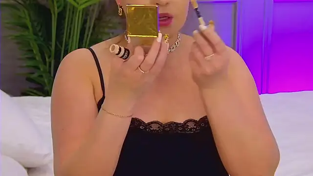 TrishaWinslet online show from 09/27/25, 05:23