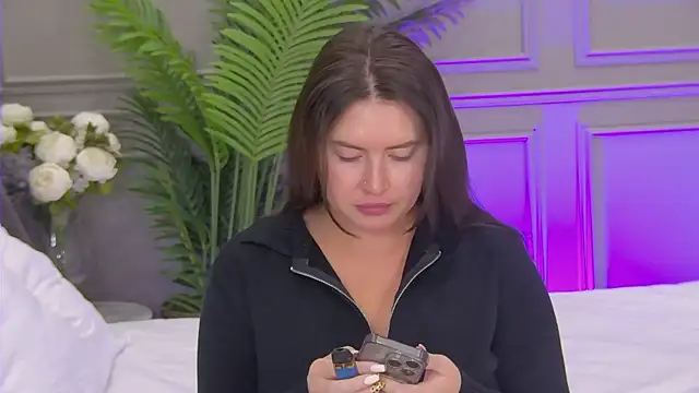 TrishaWinslet online show from 10/05/25, 05:17