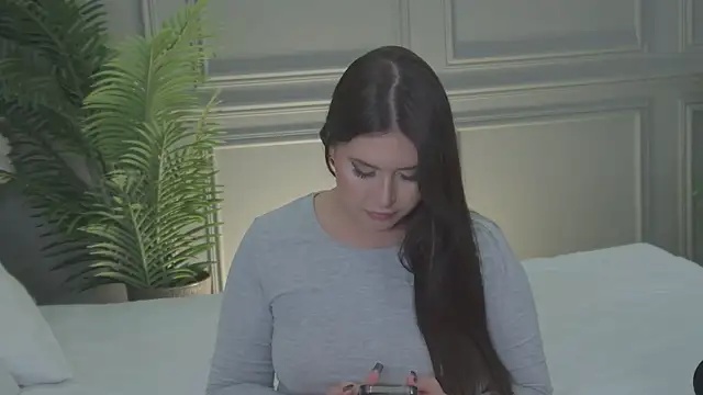 TrishaWinslet online show from 11/27/25, 05:42