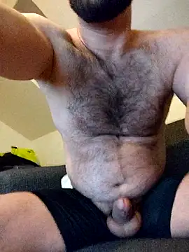 Analcholic online show from 04/11/26, 07:29