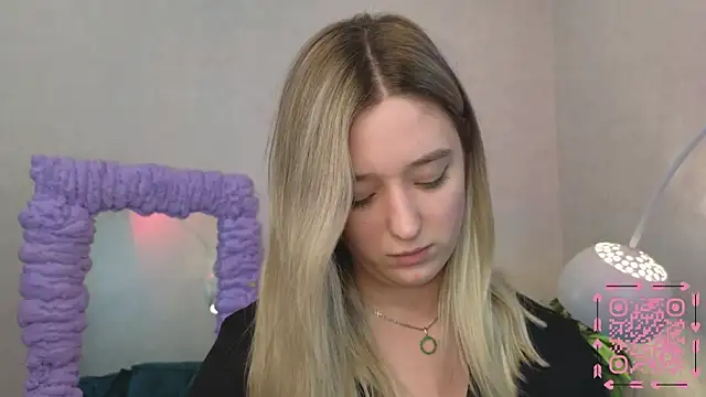 Snapshot of JessRosen chatting on 02/01/25, 10:48 JessRosen online show from 02/01/25, 10:48