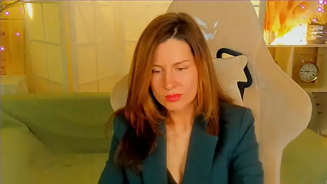 Snapshot of April_o_Nill chatting on 12/07/24, 09:39 April o Nill online show from 12/07/24, 09:39