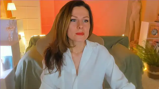 Snapshot of April_o_Nill chatting on 03/04/25, 01:06 April o Nill online show from 03/04/25, 01:06