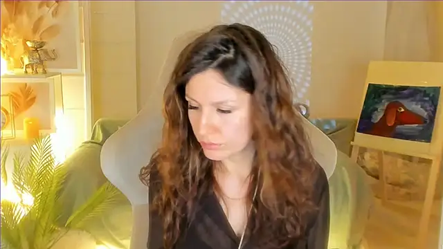 Snapshot of April_o_Nill chatting on 03/17/25, 04:11 April o Nill online show from 03/17/25, 04:11