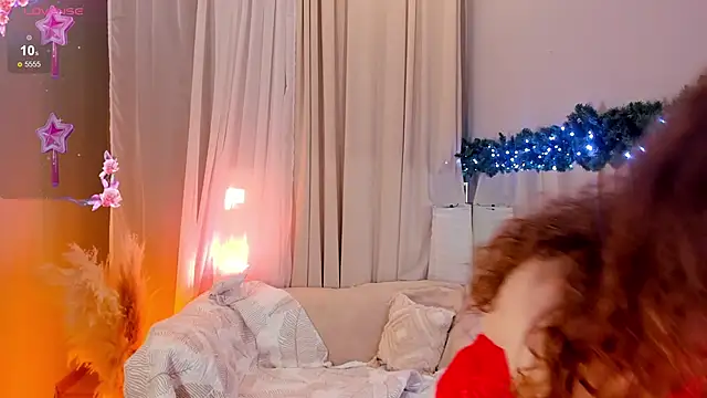 Snapshot of _Rose_Charming_ chatting on 12/29/24, 05:12  Rose Charming  online show from 12/29/24, 05:12
