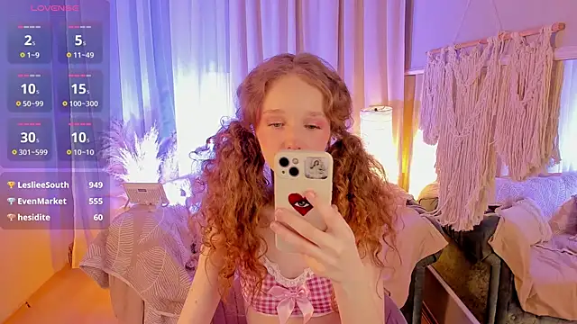 Snapshot of _Rose_Charming_ chatting on 02/28/25, 01:05  Rose Charming  online show from 02/28/25, 01:05