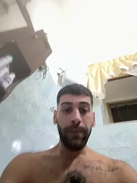 Snapshot of Enzoblood1 chatting on 02/01/26, 07:01 Enzoblood1 online show from 02/01/26, 07:01