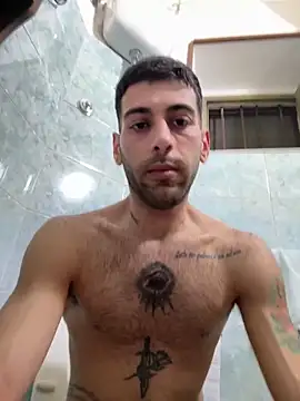 Snapshot of Enzoblood1 chatting on 02/21/26, 09:05 Enzoblood1 online show from 02/21/26, 09:05