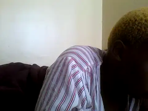 Snapshot of Sexy_jarisan chatting on 12/28/24, 09:09 Sexy jarisan online show from 12/28/24, 09:09