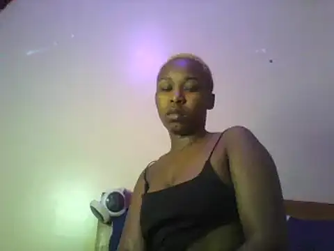 Snapshot of Sexy_jarisan chatting on 01/15/25, 04:36 Sexy jarisan online show from 01/15/25, 04:36